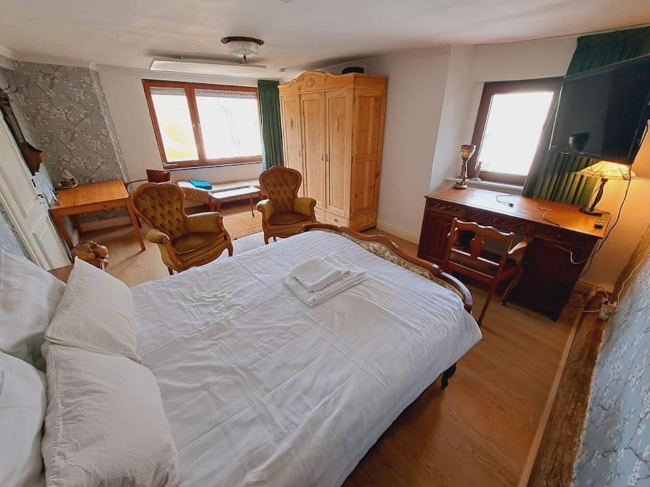 Haus Moselwald - 3 Bedrooms Enkirch Ngoại thất bức ảnh